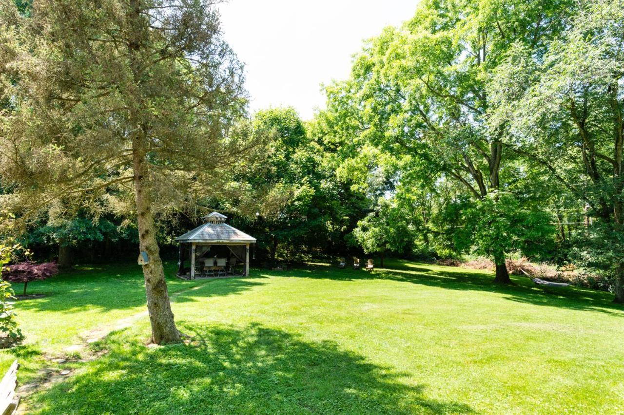 The Pines Of Dresden Bed and Breakfast Exteriör bild